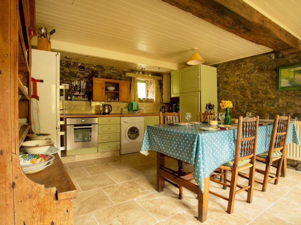 Dolgenau Cottages Trefeglwys Esterno foto
